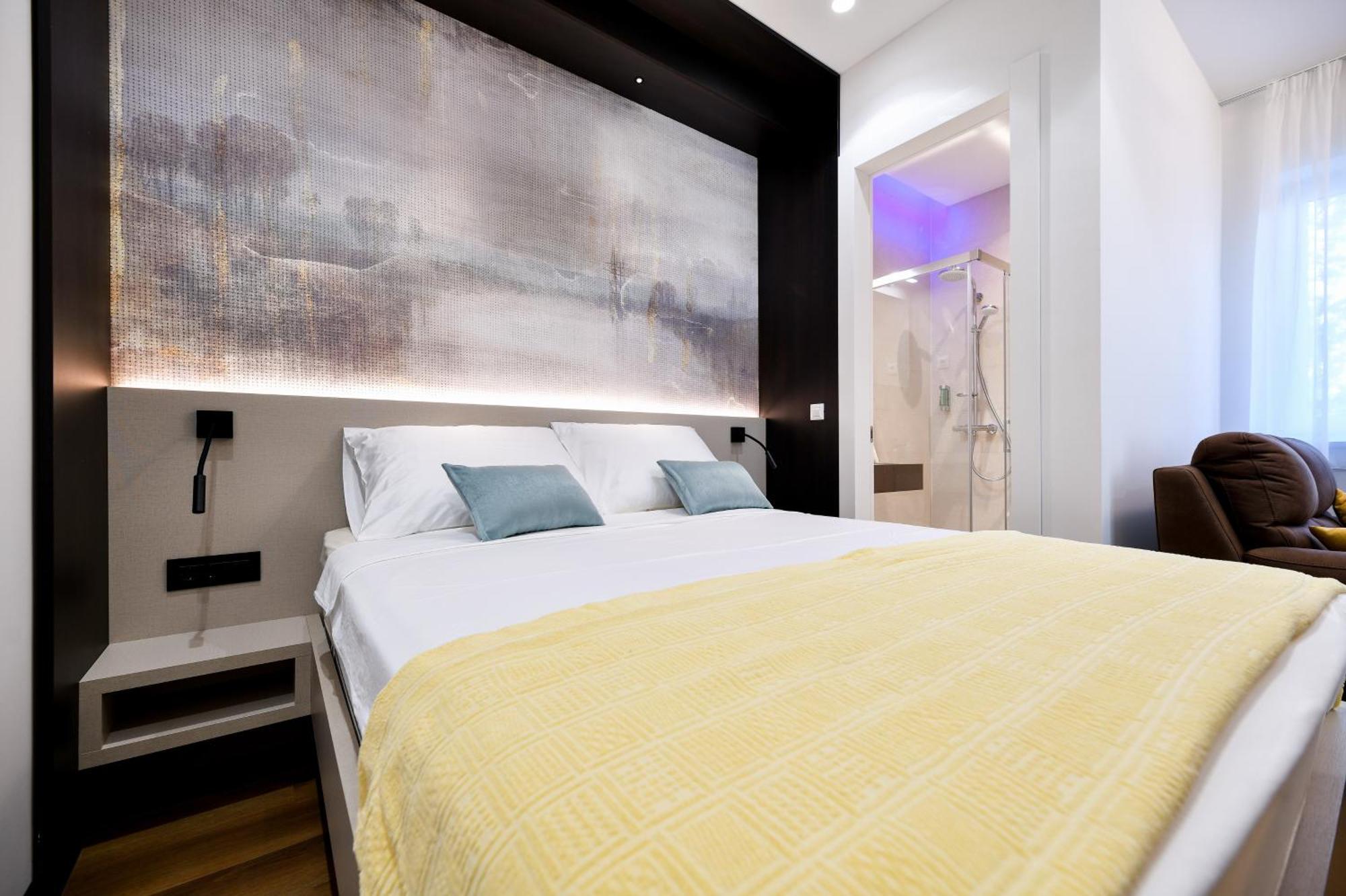 Crowonder Apartments & Rooms Oaza With Heated Swimming Pool And Sauna Turanj Ngoại thất bức ảnh