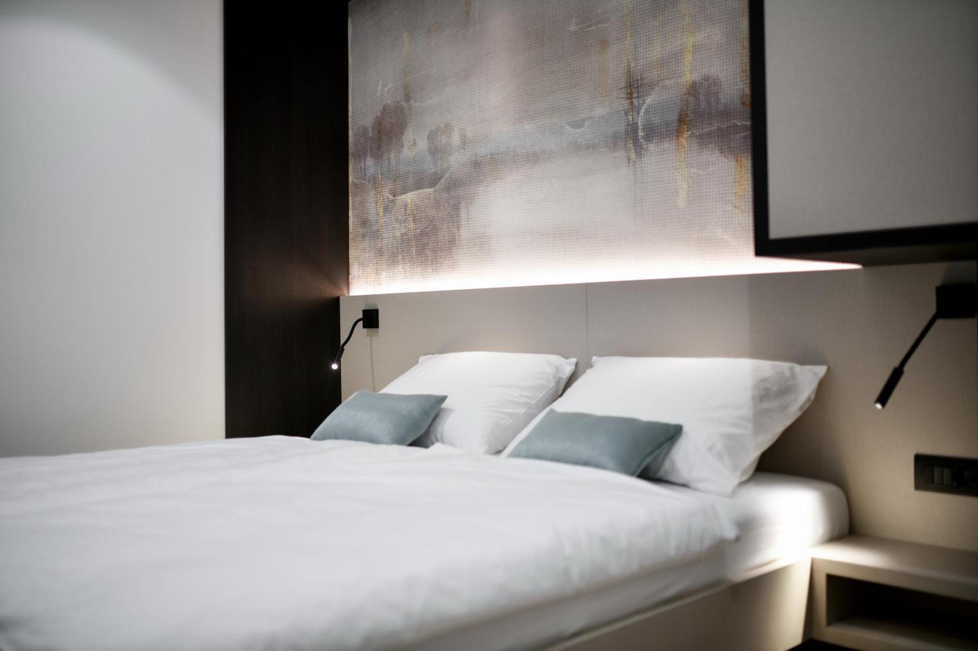 Crowonder Apartments & Rooms Oaza With Heated Swimming Pool And Sauna Turanj Ngoại thất bức ảnh